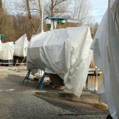 Abdeckplane in verschiedenen Größen und Stärken